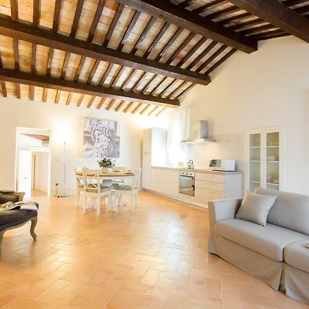 Palazzo Gentili Apartment ซาน เซเวริโน มาร์เค ภายนอก รูปภาพ