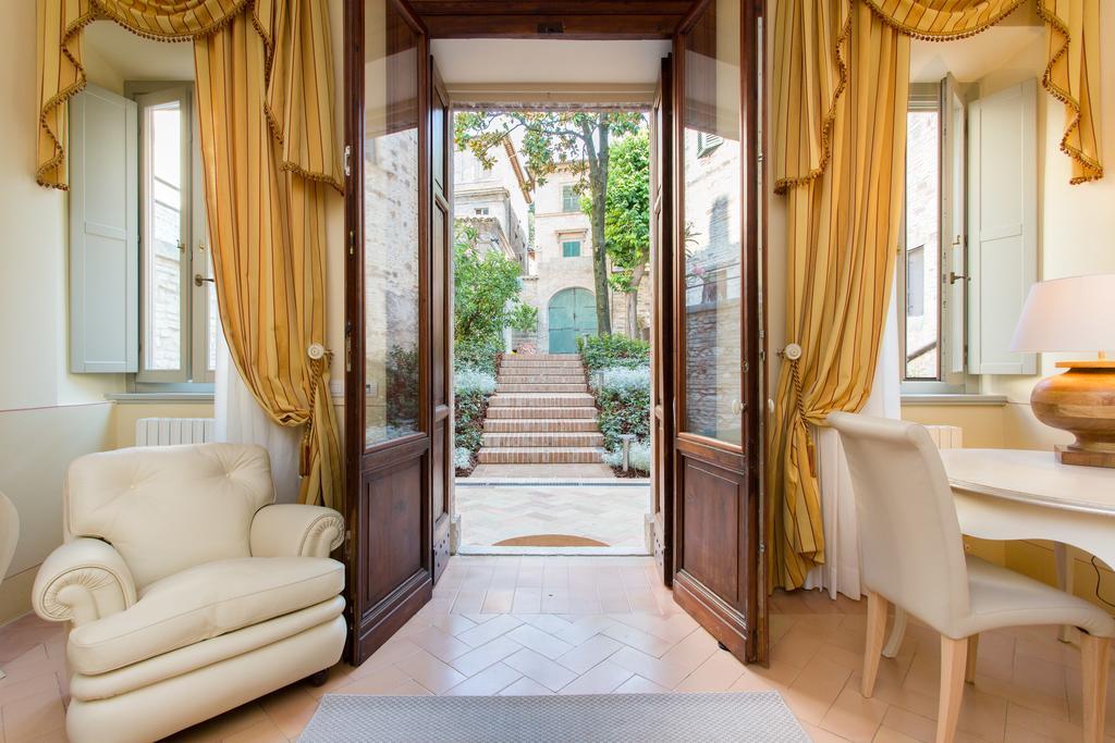 Palazzo Gentili Apartment ซาน เซเวริโน มาร์เค ภายนอก รูปภาพ