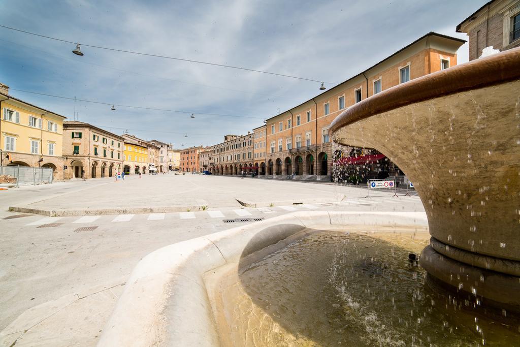 Palazzo Gentili Apartment ซาน เซเวริโน มาร์เค ภายนอก รูปภาพ