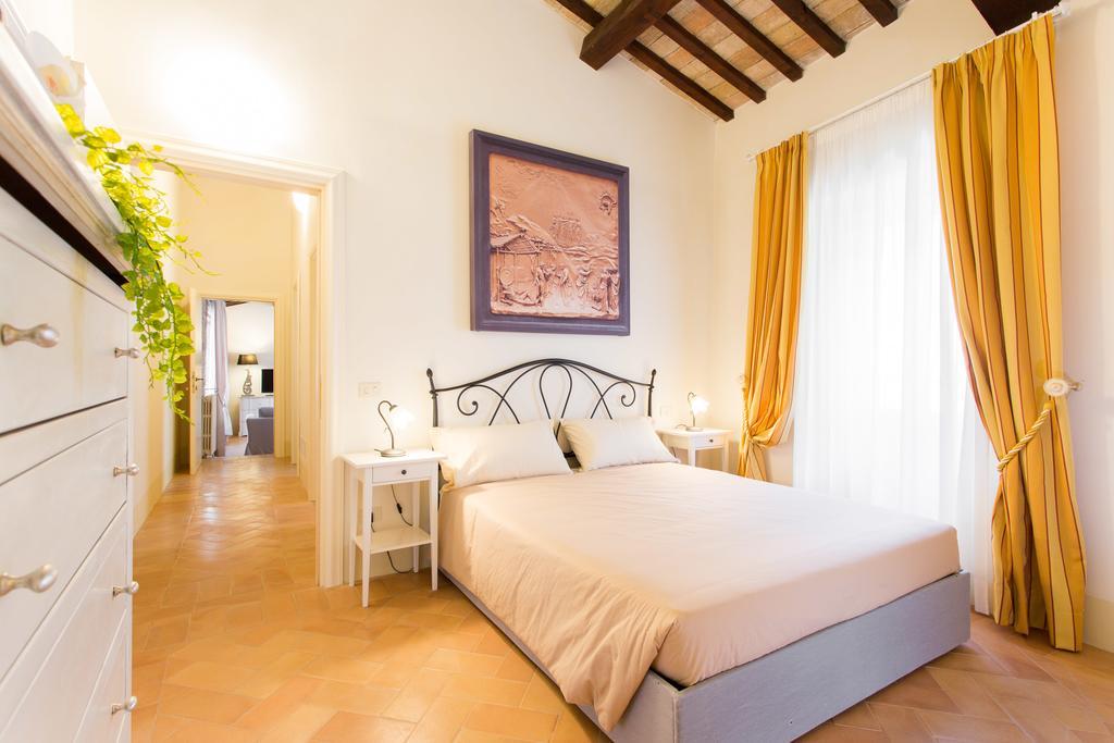Palazzo Gentili Apartment ซาน เซเวริโน มาร์เค ภายนอก รูปภาพ