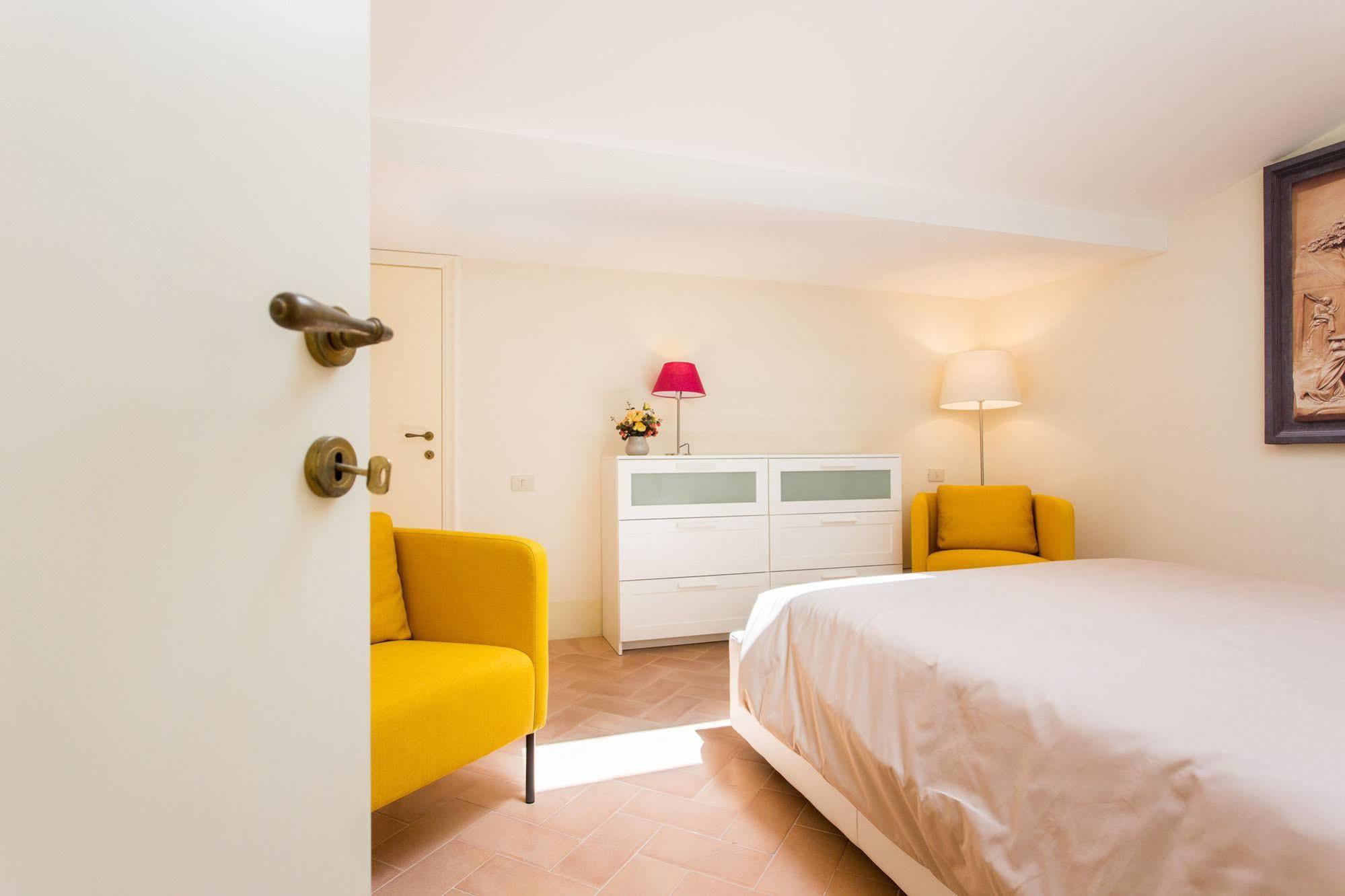 Palazzo Gentili Apartment ซาน เซเวริโน มาร์เค ภายนอก รูปภาพ