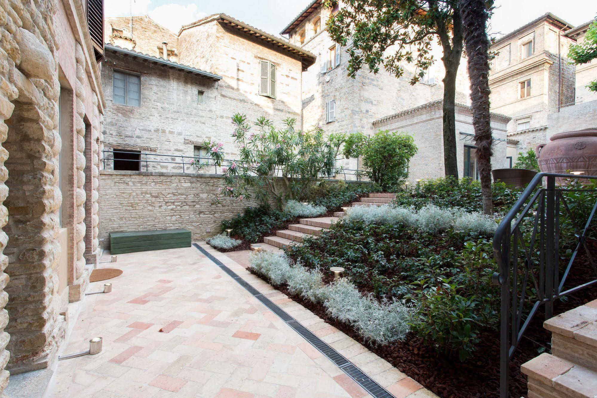 Palazzo Gentili Apartment ซาน เซเวริโน มาร์เค ภายนอก รูปภาพ