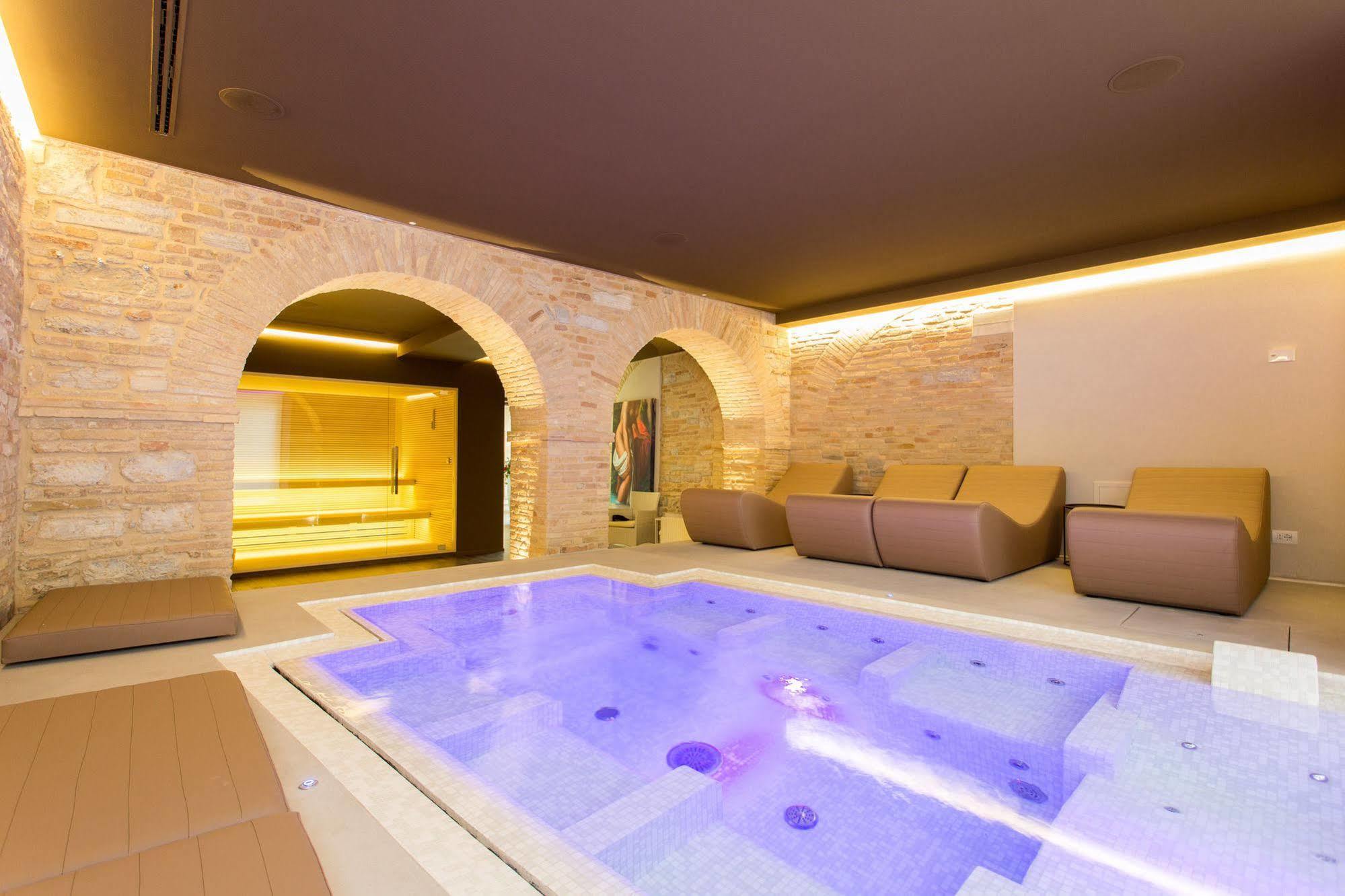 Palazzo Gentili Apartment ซาน เซเวริโน มาร์เค ภายนอก รูปภาพ