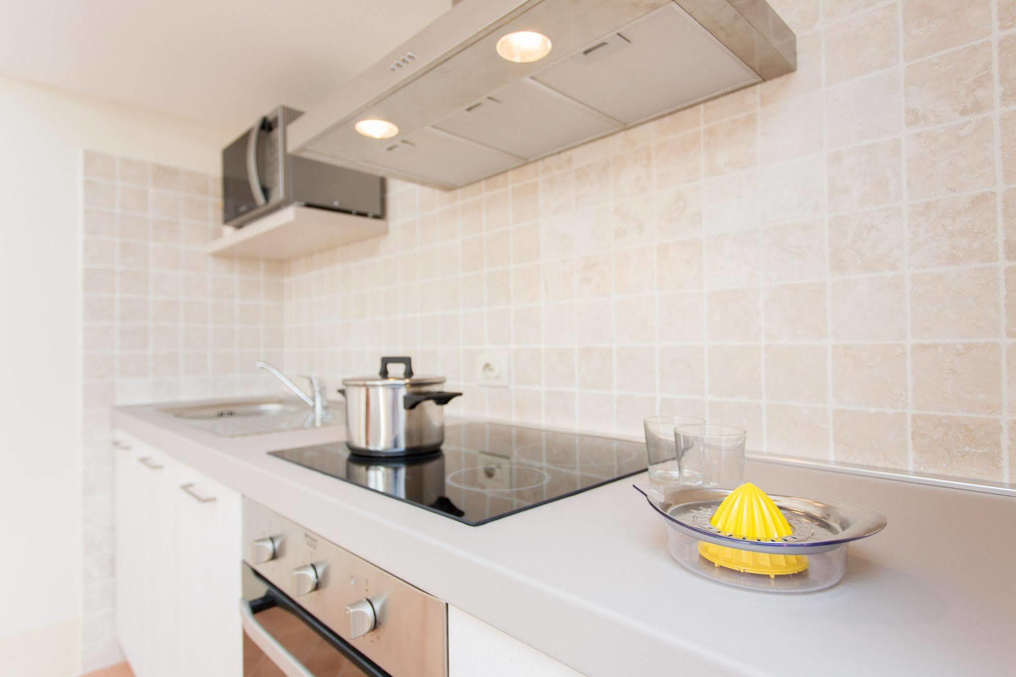 Palazzo Gentili Apartment ซาน เซเวริโน มาร์เค ภายนอก รูปภาพ