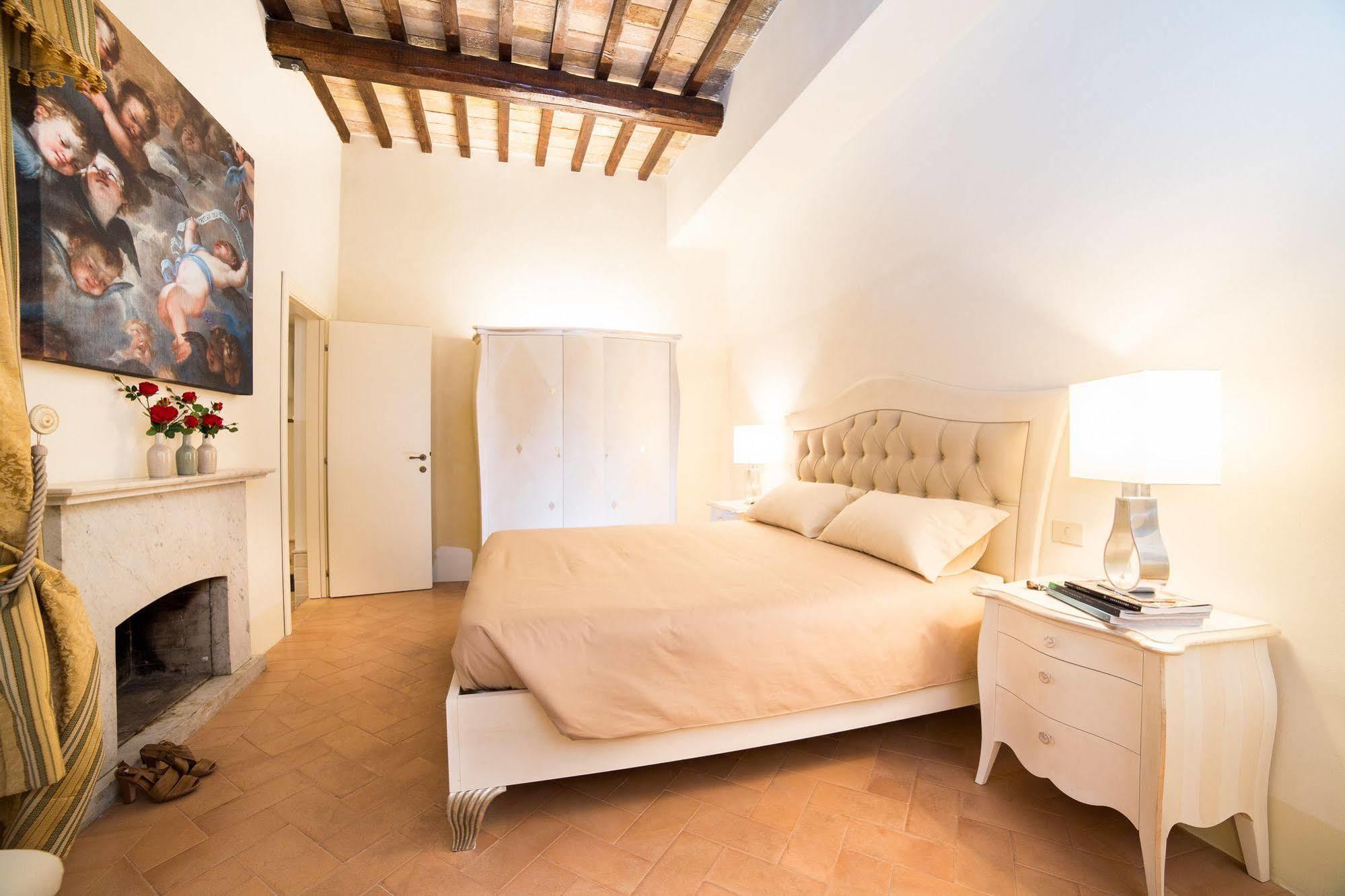 Palazzo Gentili Apartment ซาน เซเวริโน มาร์เค ภายนอก รูปภาพ