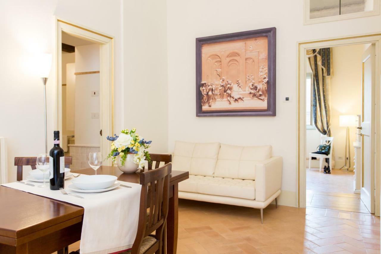 Palazzo Gentili Apartment ซาน เซเวริโน มาร์เค ภายนอก รูปภาพ